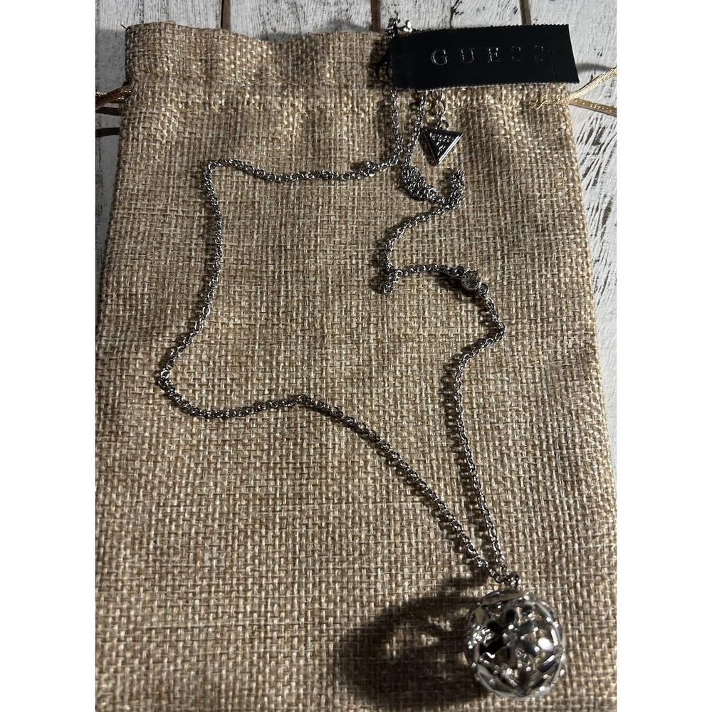 Guess "Pocketfull Of Posies" Silver Crystal Flower Ball Pendant Floral Necklace